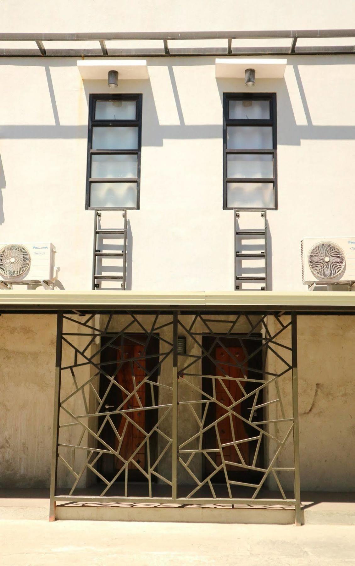 Westgate Hotel Laoag Exterior photo